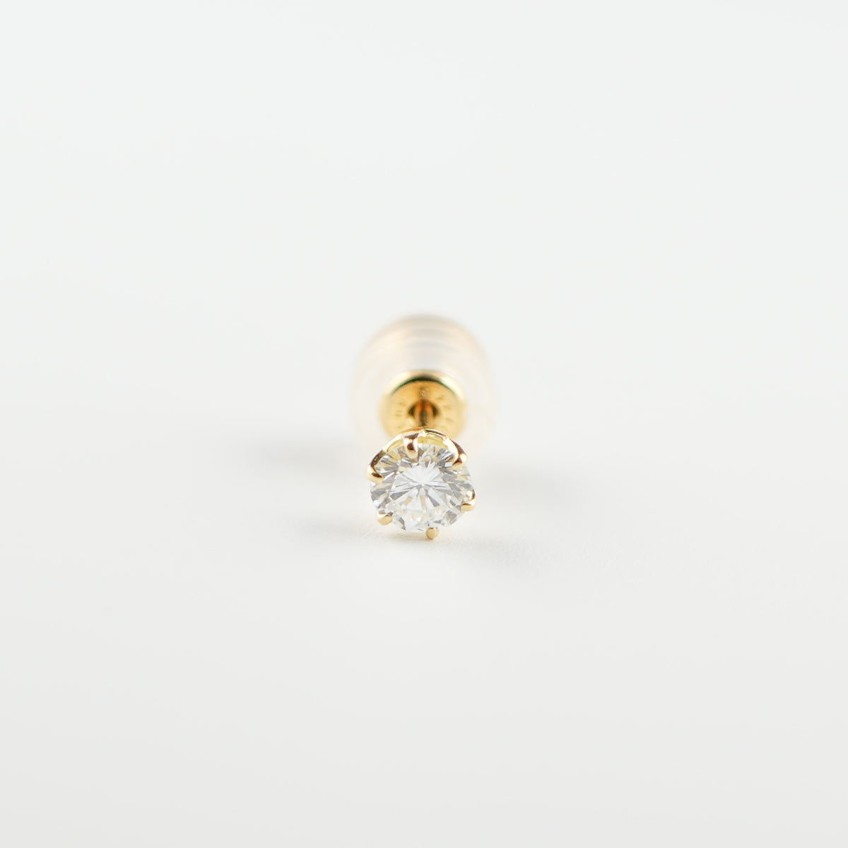 新入荷 未使用品 k18 カット珠 ピアス 1点限定】ダイヤモンド K18ピアス (計0.679カラット/H/I1/Good