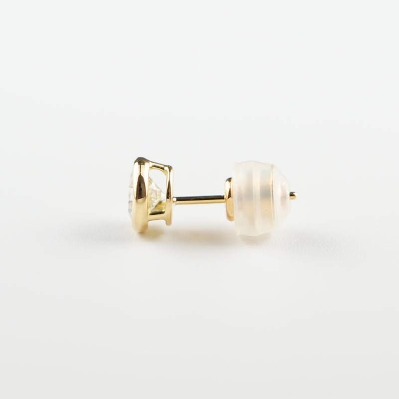 ピアス K18 フクリン留め 0.4ct ダイヤ付 片方 落ちにくいピアスキャッチ