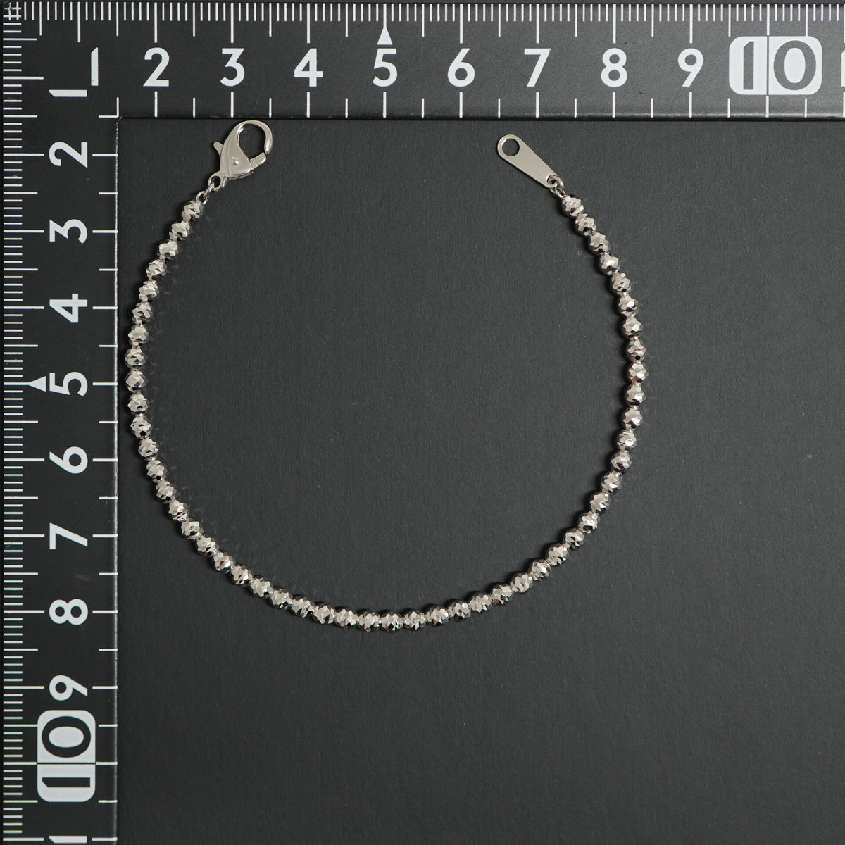 シャンデリアカットボール ブレスレット Pt850 幅3mm 17cm