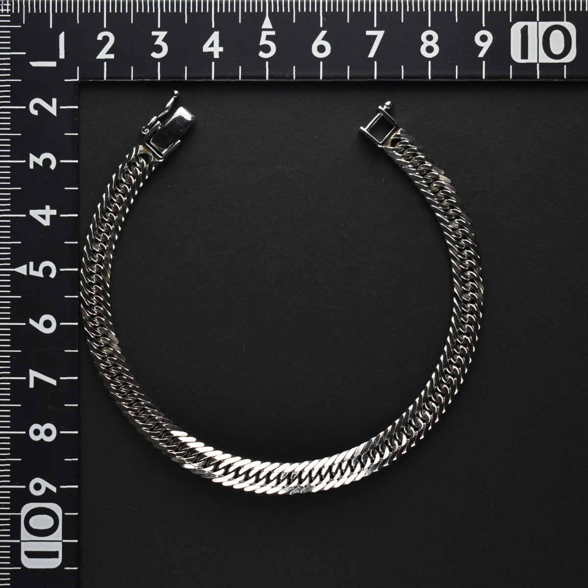 極美品！ Pt900 喜平ブレスレット　８面トリプルカット　３１.５g 喜平 ブレスレット Pt900 トリプル 8面 31g 18cm 造幣局検定
