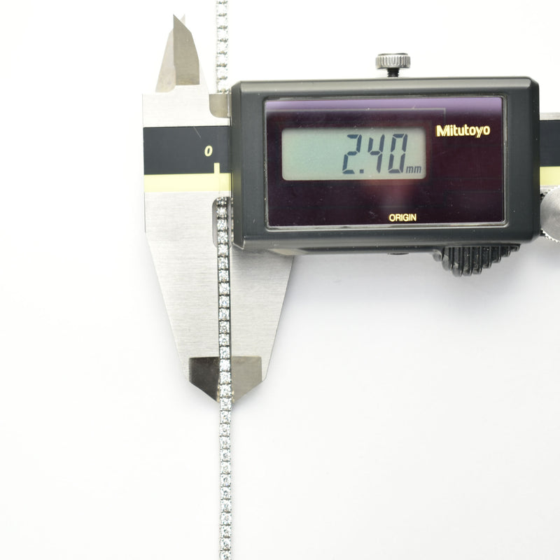 ダイヤモンドテニスネックレス ストレート Pt900枠 Pt850(金具部分一部） 幅2.4mm 45cm トータル5.05ct カラー:H〜I クラリティ:SI-2〜SI-1 カット:VG〜G ※ダイヤモンドのグレードは目安となります※