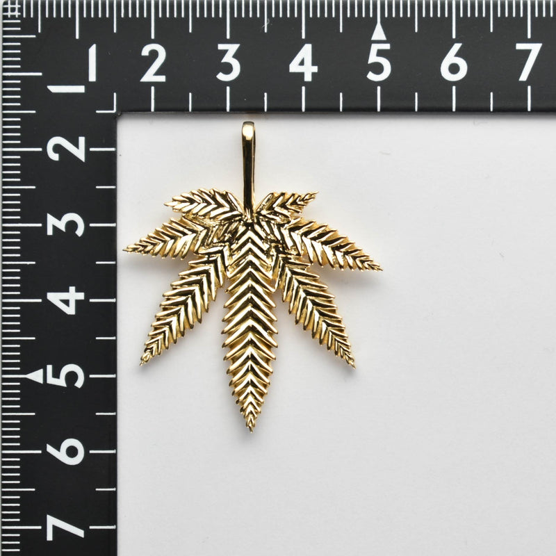 ペンダントトップ 大麻草 K18 (Type-OT)